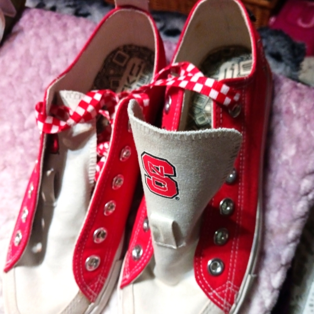 NC state shoes